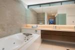 87 Admiralty Drive, Surfers Paradise, QLD 4217 AU