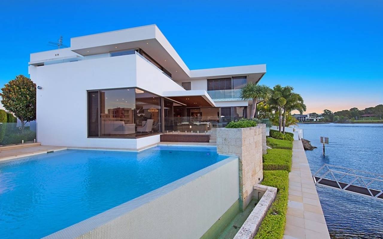 87 Admiralty Drive, Surfers Paradise, QLD 4217 AU