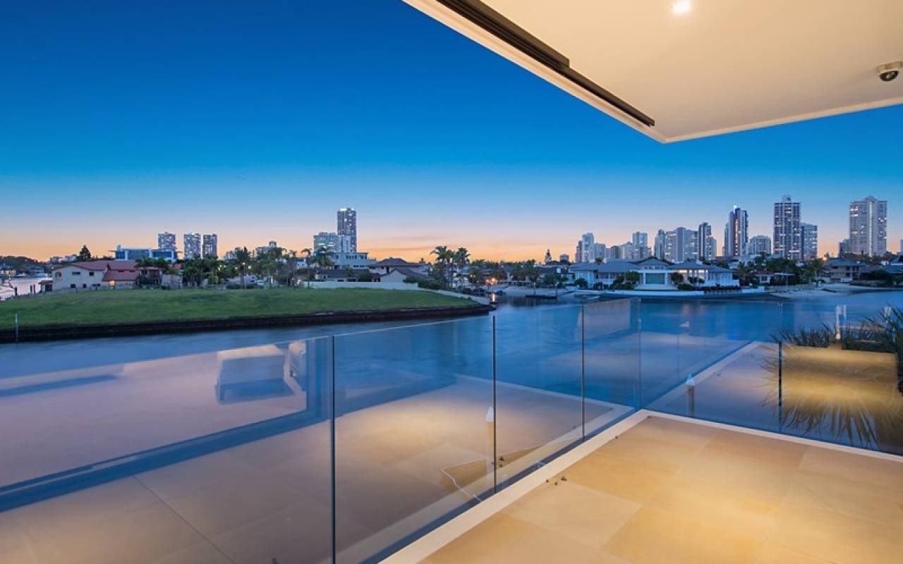 87 Admiralty Drive, Surfers Paradise, QLD 4217 AU