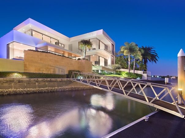 87 Admiralty Drive, Surfers Paradise, QLD 4217 AU