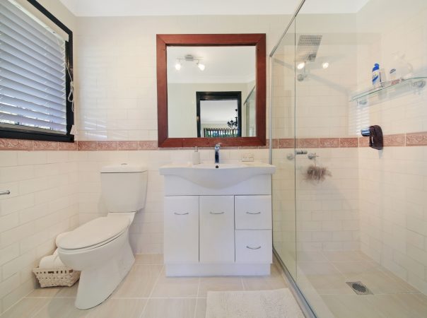 43 Kincaid Drive, Highland Park, QLD 4211 AUSTRALIA