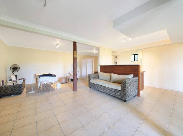 43 Kincaid Drive, Highland Park, QLD 4211 AUSTRALIA