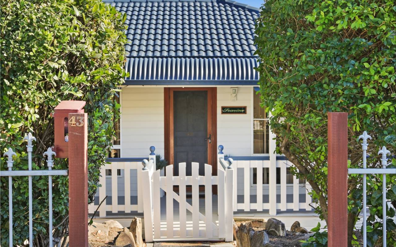 43 Kincaid Drive, Highland Park, QLD 4211 AUSTRALIA