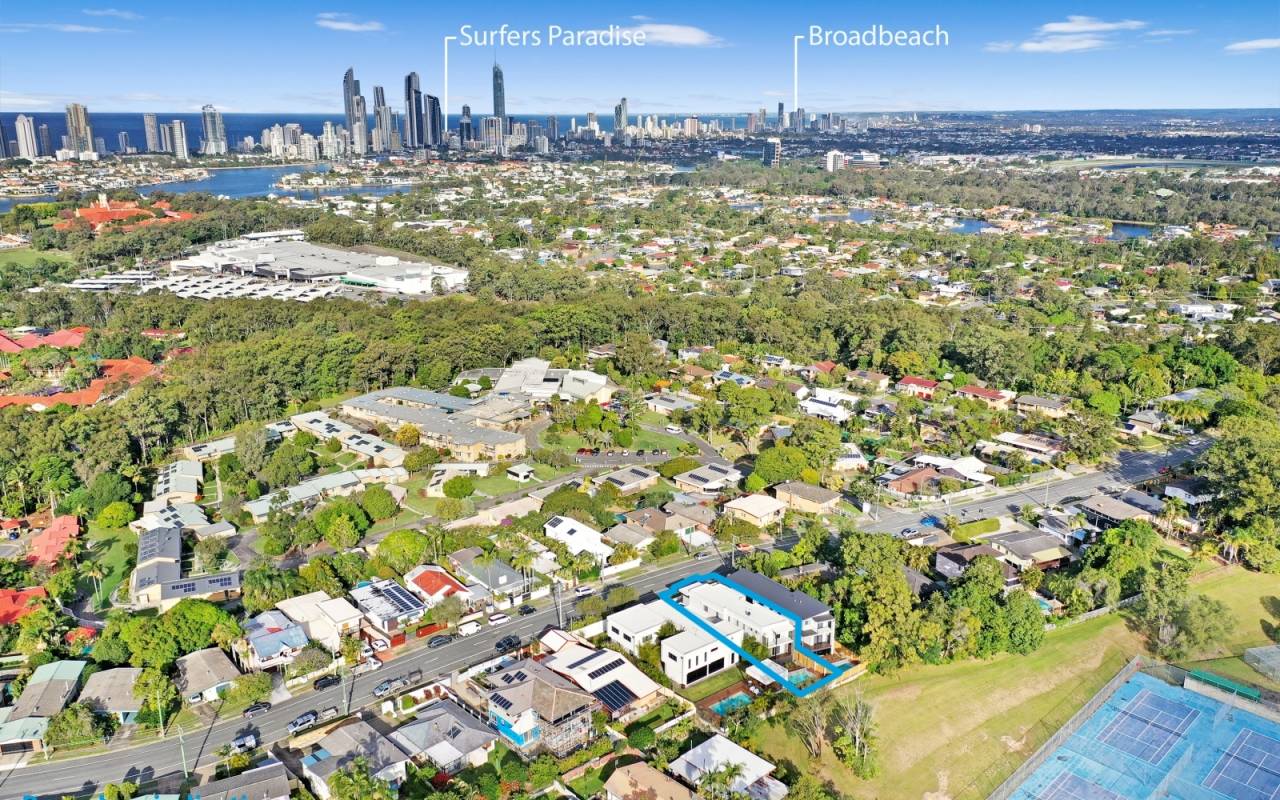 35 Ridgeway Ave, Southport, QLD 4215 AU