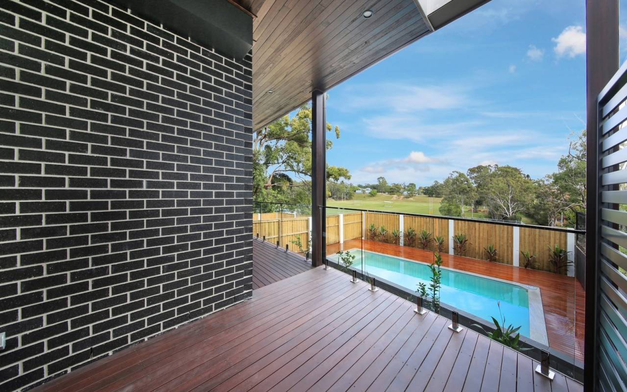 35 Ridgeway Ave, Southport, QLD 4215 AU