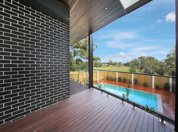 35 Ridgeway Ave, Southport, QLD 4215 AU
