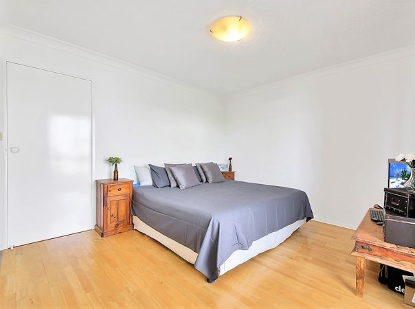 4/33 Montana Ave, Mermaid Beach, QLD 4218 AU