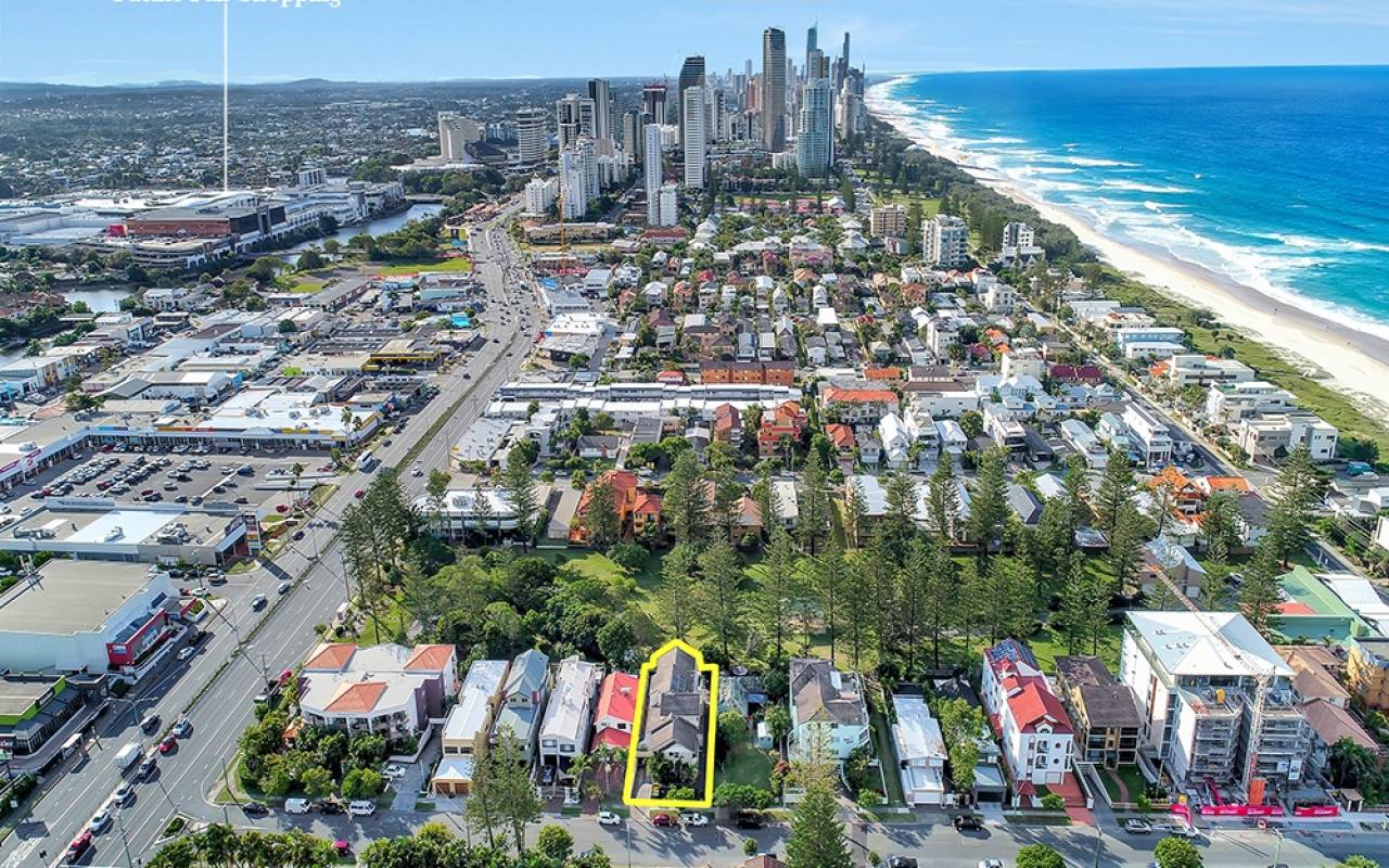4/33 Montana Ave, Mermaid Beach, QLD 4218 AU