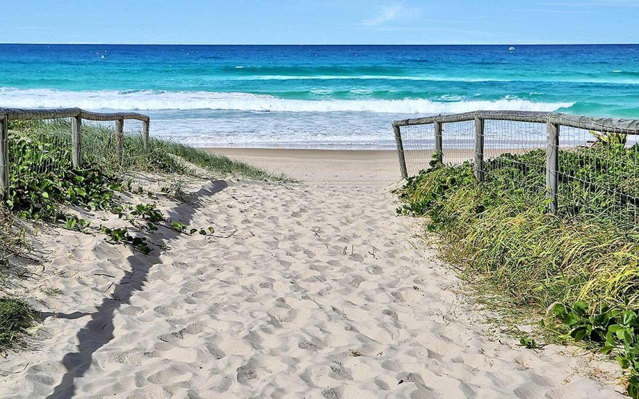 4/33 Montana Ave, Mermaid Beach, QLD 4218 AU