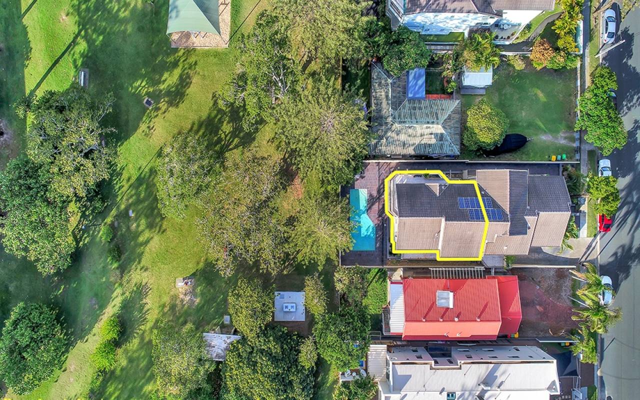 4/33 Montana Ave, Mermaid Beach, QLD 4218 AU