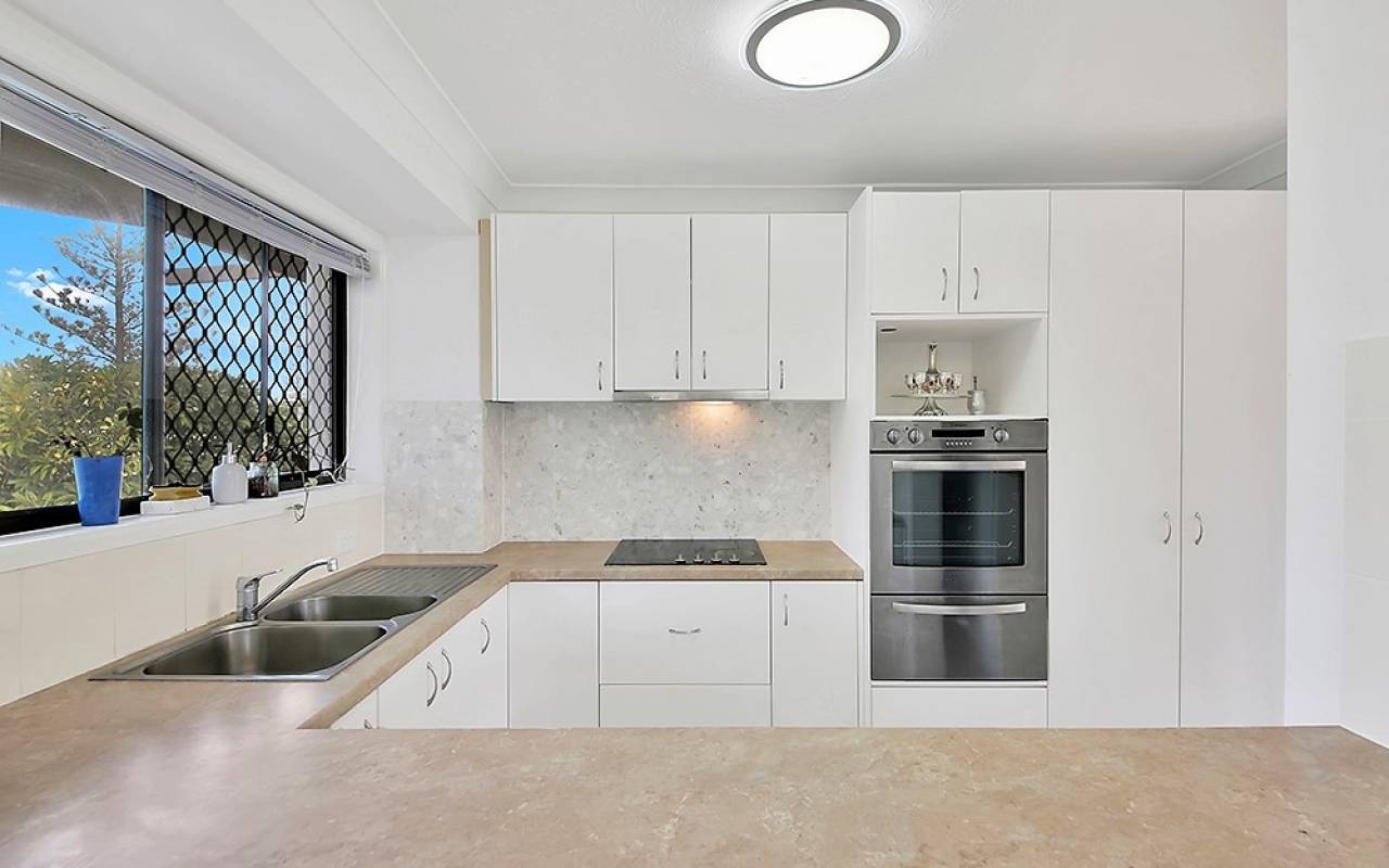 4/33 Montana Ave, Mermaid Beach, QLD 4218 AU
