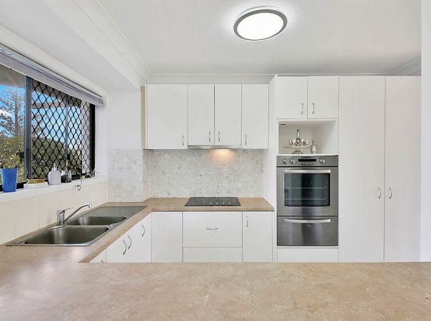 4/33 Montana Ave, Mermaid Beach, QLD 4218 AU