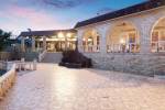 10 Fiesta Avenue, Isle Of Capri, Qld 4217 AU