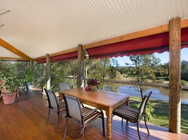 11 Wirildar Drive, Elanora, QLD 4221 AU