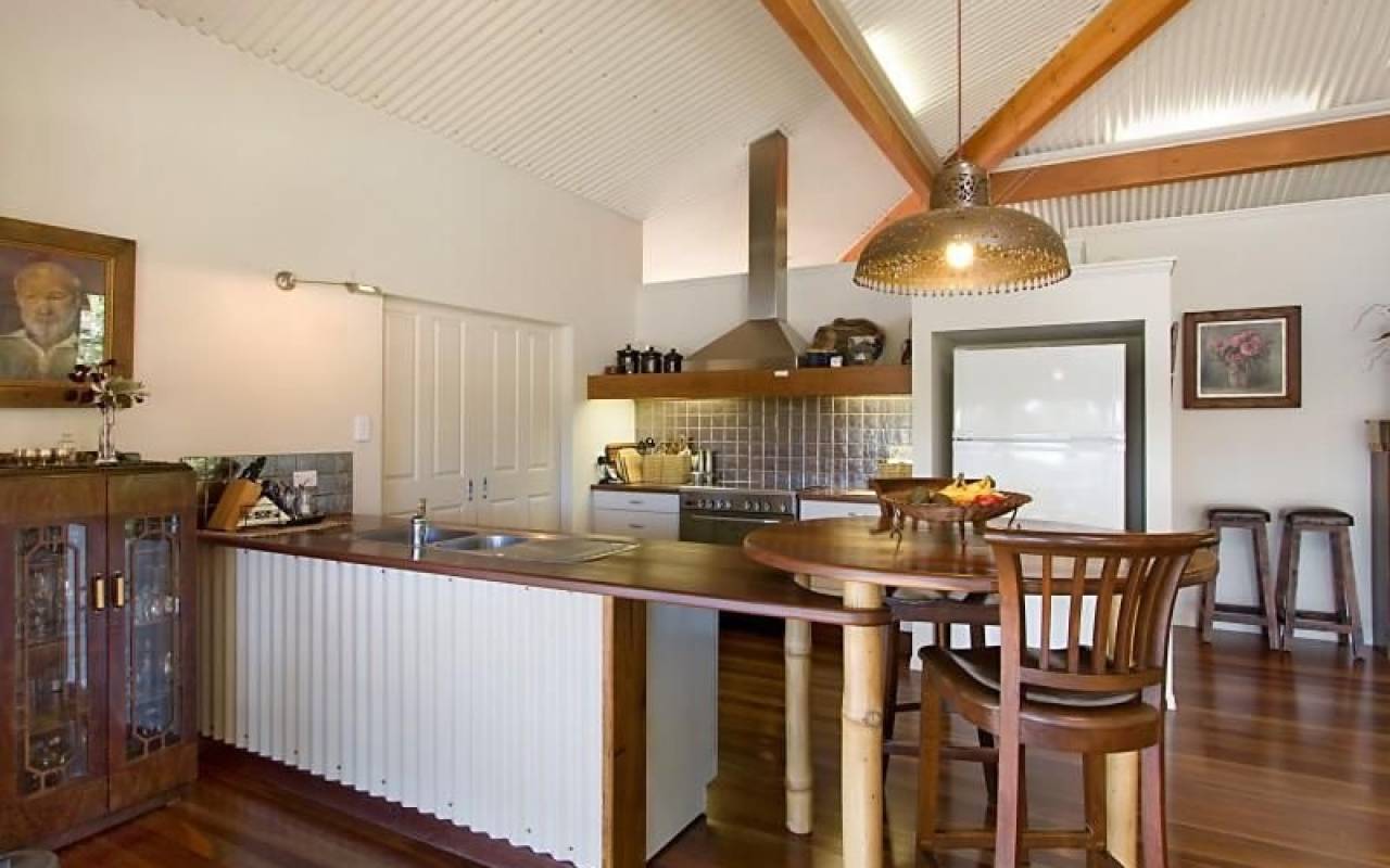 11 Wirildar Drive, Elanora, QLD 4221 AU