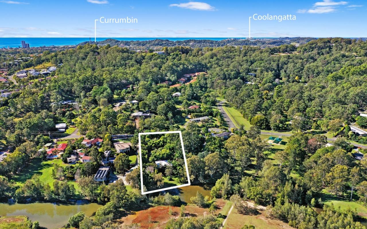11 Wirildar Drive, Elanora, QLD 4221 AU