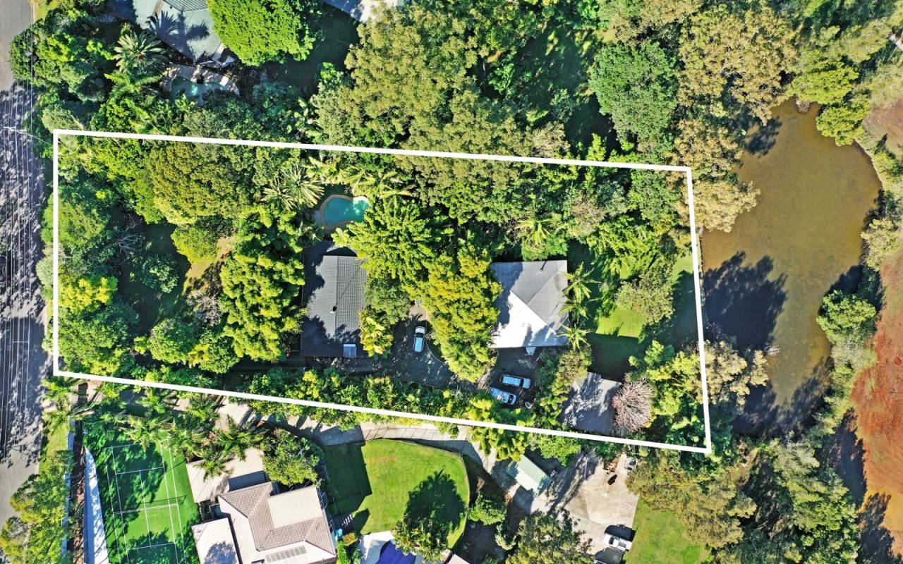 11 Wirildar Drive, Elanora, QLD 4221 AU