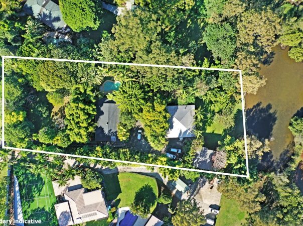 11 Wirildar Drive, Elanora, QLD 4221 AU