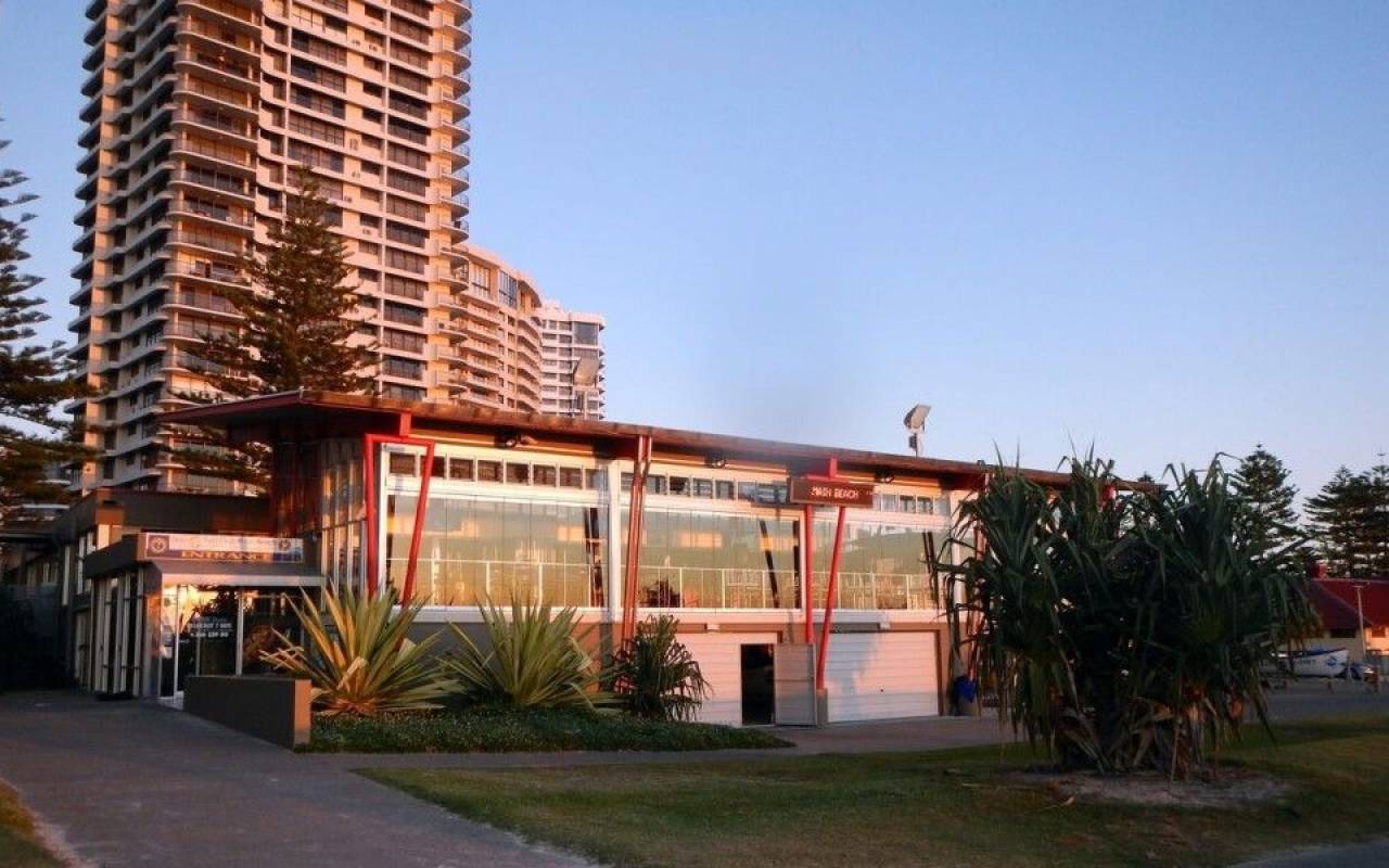 73 Commodore Drive, Surfers Paradise, QLD 4217 AU