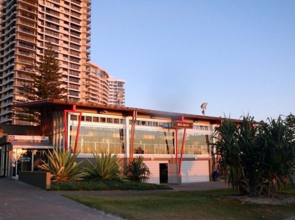 73 Commodore Drive, Surfers Paradise, QLD 4217 AU