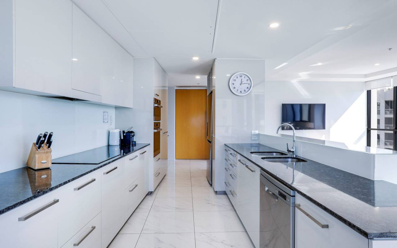 801/17 - 19 Albert Avenue, Broadbeach, QLD 4218 AU