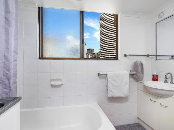 12A/12 Queensland Ave, Broadbeach, QLD 4218 AU