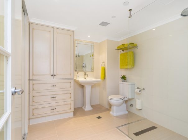 64/8 Admiralty Drive, Surfers Paradise, QLD 4217 AU