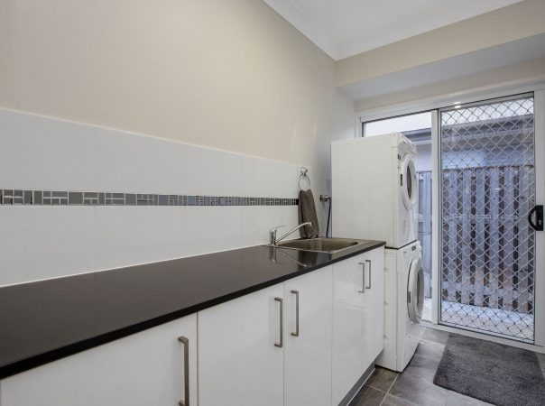 17 Carpenters Drive, Coomera, QLD 4209 AUSTRALIA