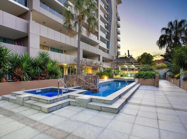 20/53 Darrambal Street, Surfers Paradise, QLD 4217 AUSTRALIA