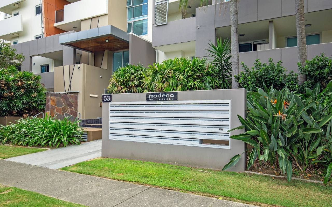 20/53 Darrambal Street, Surfers Paradise, QLD 4217 AUSTRALIA
