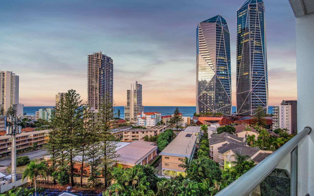 905/2865 Gold Coast Highway, Surfers Paradise, QLD 4217 AU