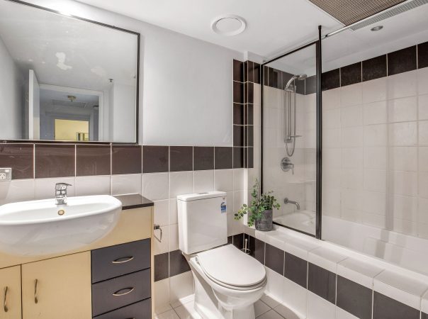 905/2865 Gold Coast Highway, Surfers Paradise, QLD 4217 AU