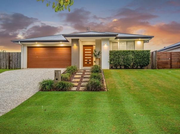 2 Lofty Lane, Coomera, QLD 4209 AU