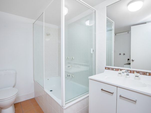 2/19 Monaco Street, Surfers Paradise, QLD 4217 AU