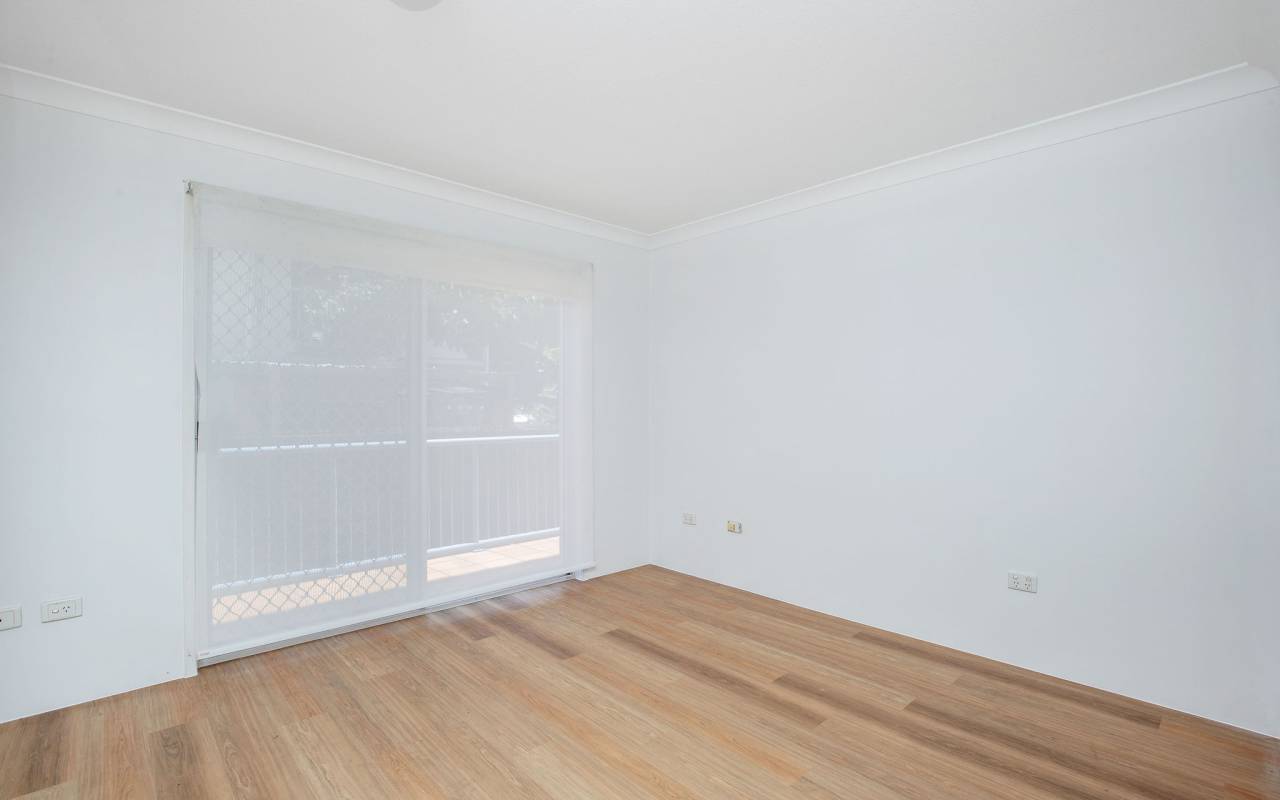 2/19 Monaco Street, Surfers Paradise, QLD 4217 AU