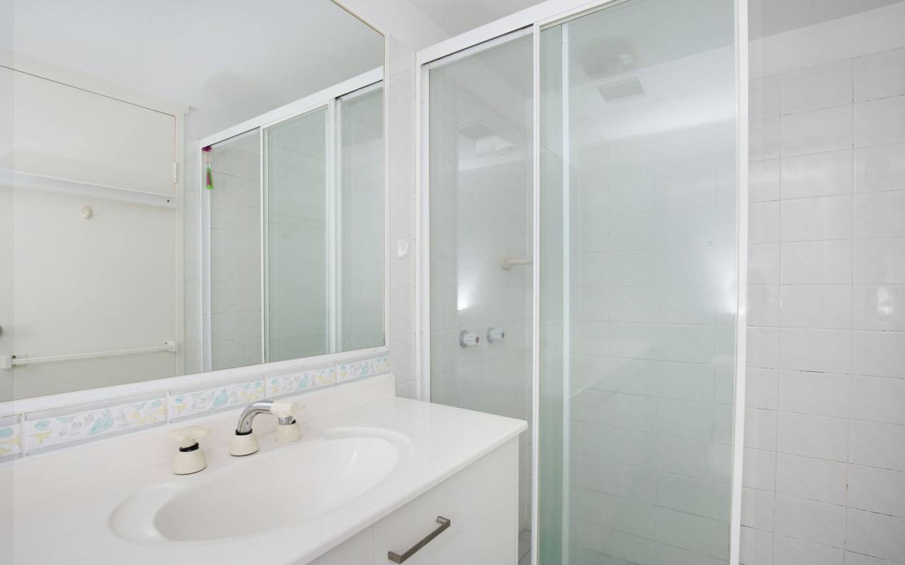 2/19 Monaco Street, Surfers Paradise, QLD 4217 AU