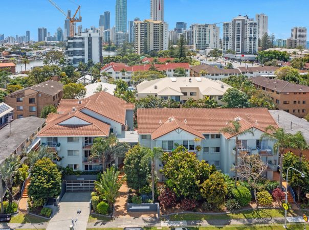 2/19 Monaco Street, Surfers Paradise, QLD 4217 AU