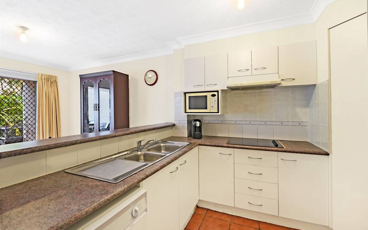 6/19 Monaco Street, Surfers Paradise, QLD 4217 AU