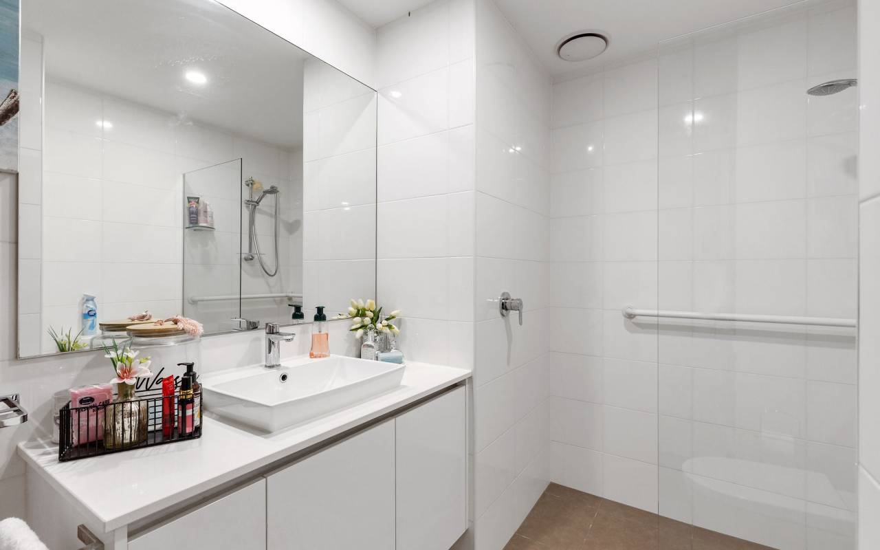 4106/1 - 7 Waterford Court, Bundall, QLD 4217 AU