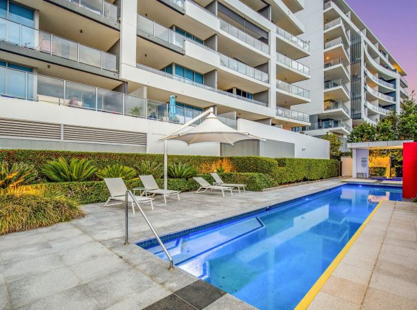 109/11 Compass Drive, Biggera Waters, QLD 4216 AU
