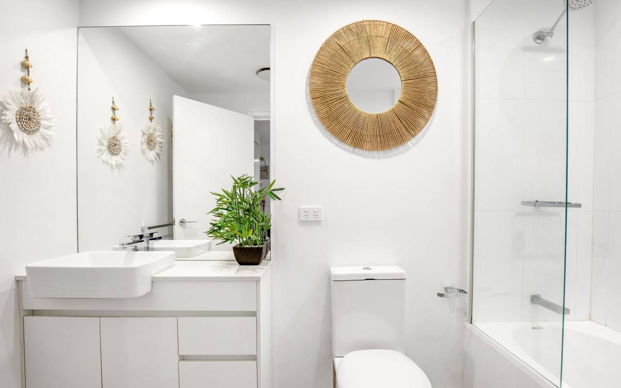 109/11 Compass Drive, Biggera Waters, QLD 4216 AU