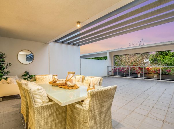 109/11 Compass Drive, Biggera Waters, QLD 4216 AU