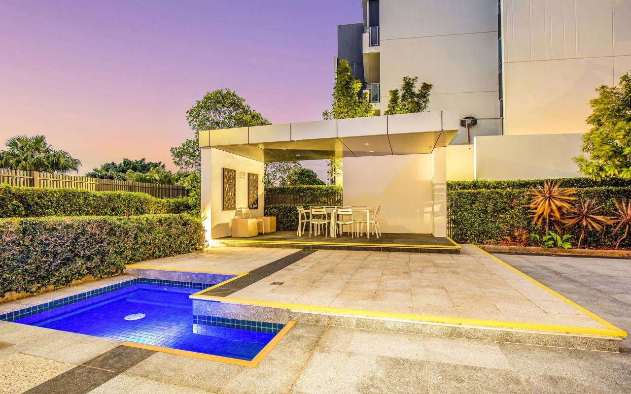 109/11 Compass Drive, Biggera Waters, QLD 4216 AU