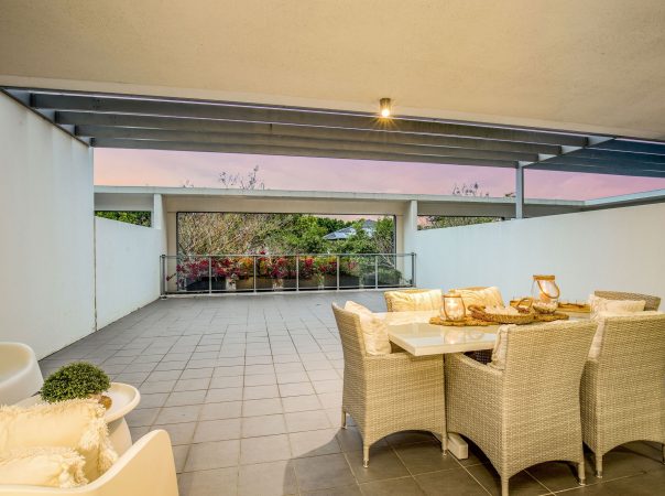 109/11 Compass Drive, Biggera Waters, QLD 4216 AU