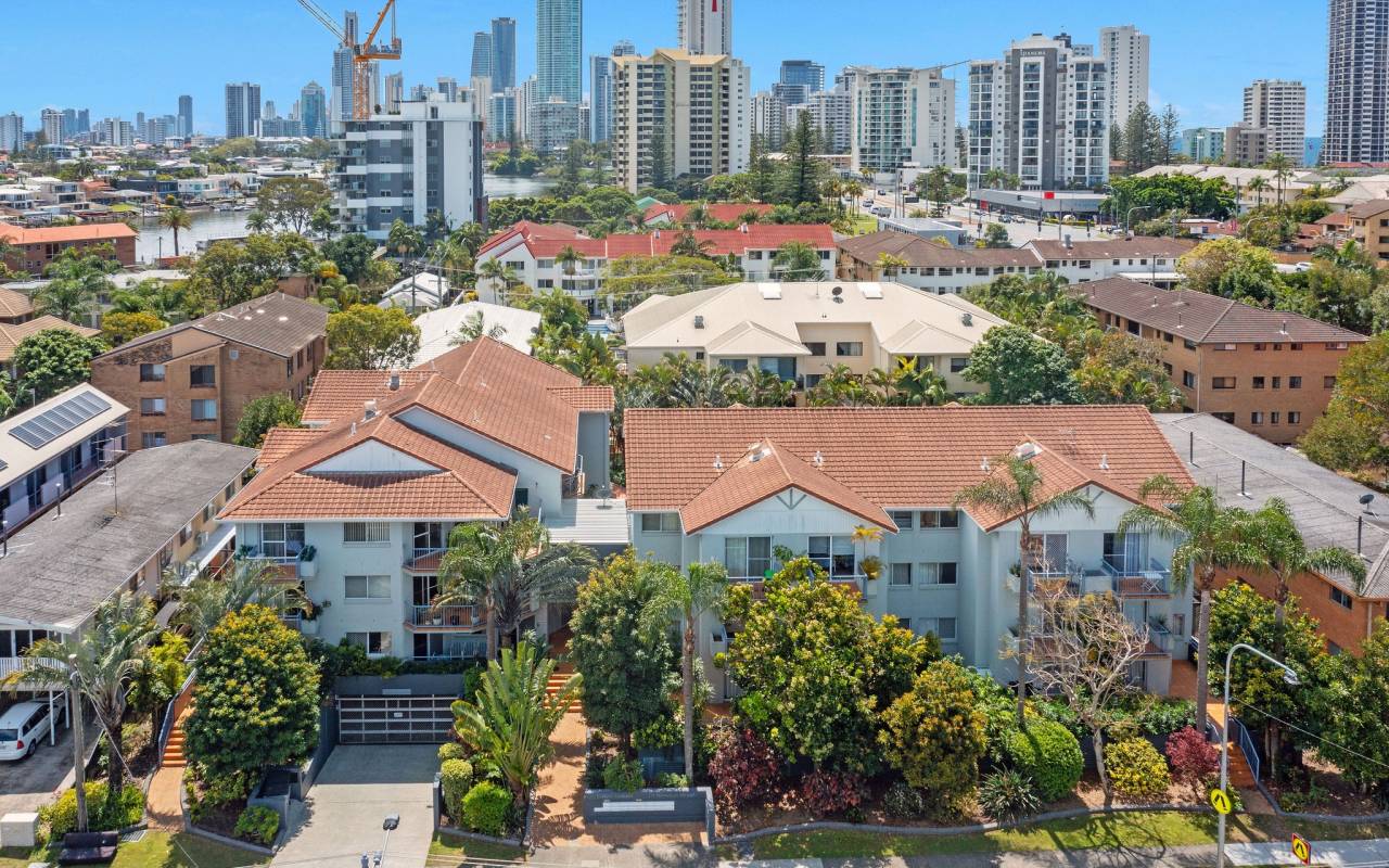 13/19 Monaco Street, Surfers Paradise, Qld 4217 AU