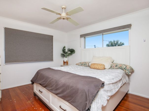 24 Pacific Boulevard, Broadbeach Waters, QLD 4218 AU