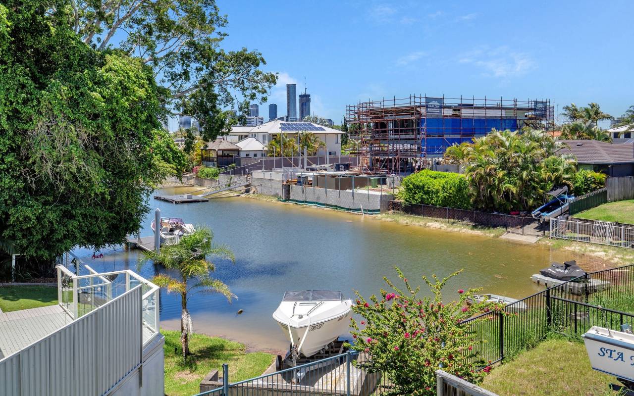 24 Pacific Boulevard, Broadbeach Waters, QLD 4218 AU