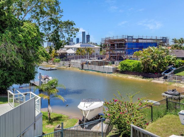 24 Pacific Boulevard, Broadbeach Waters, QLD 4218 AU