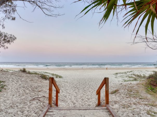 2209/18 Hanlan Street, Surfers Paradise, Qld 4217 AU