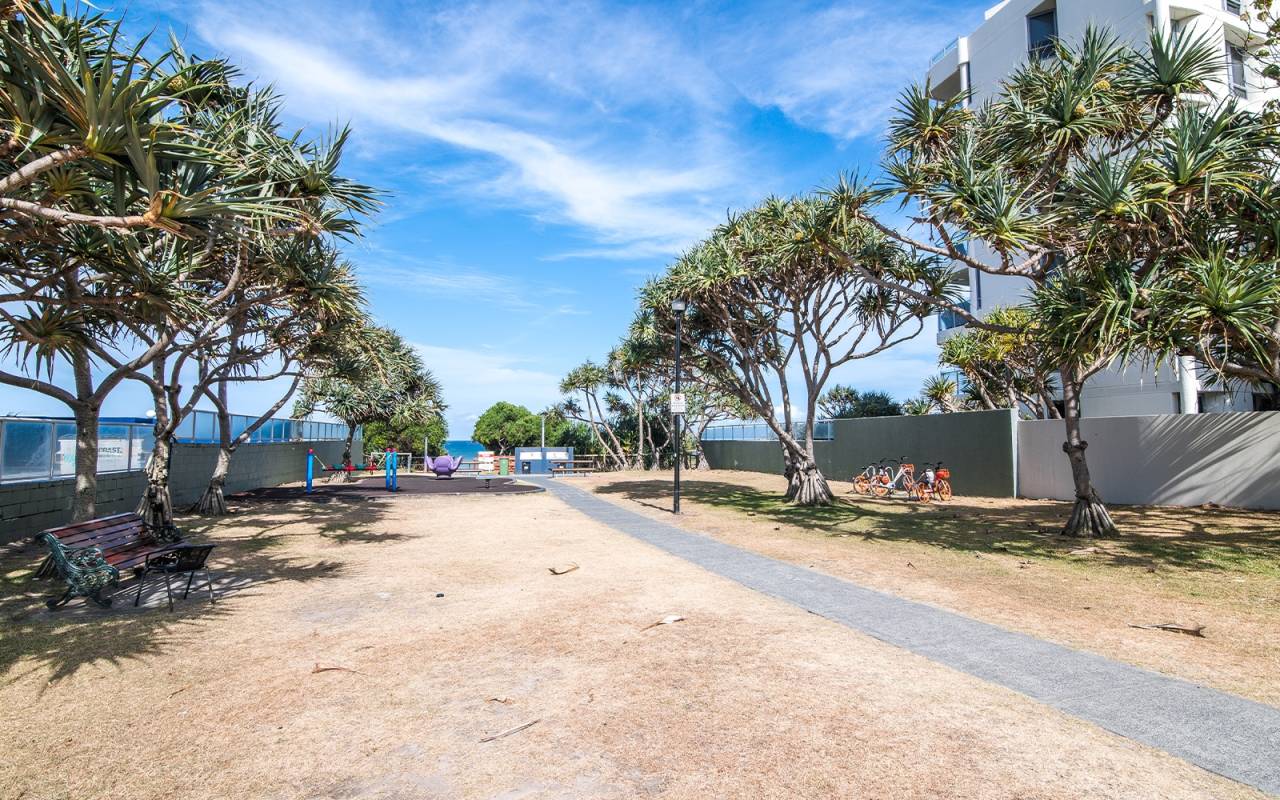 2209/18 Hanlan Street, Surfers Paradise, Qld 4217 AU